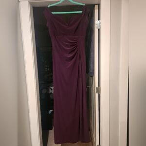 Xscape Formal Gown, Ladies 14, Eggplant